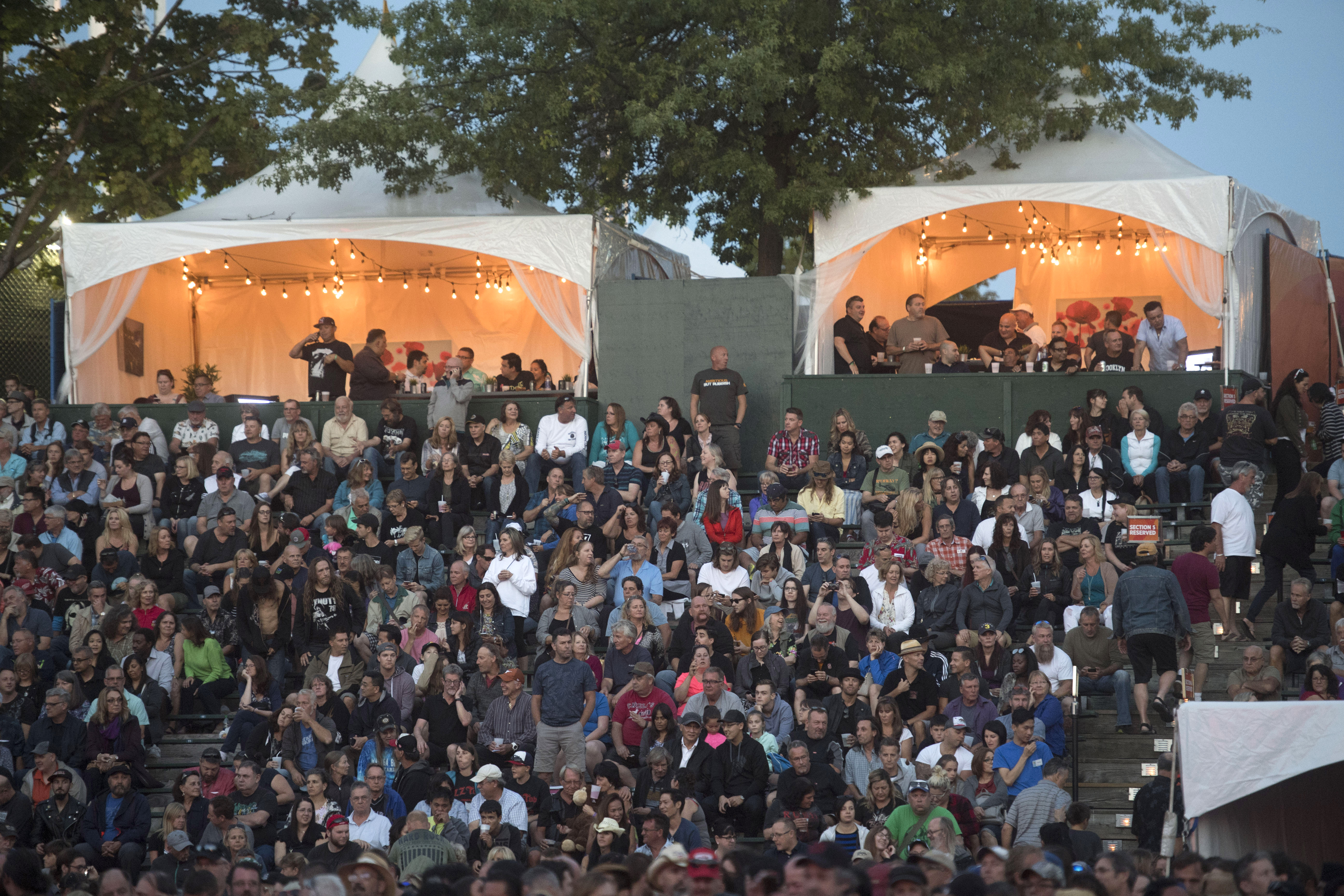 Pne Amphitheatre Seating Chart